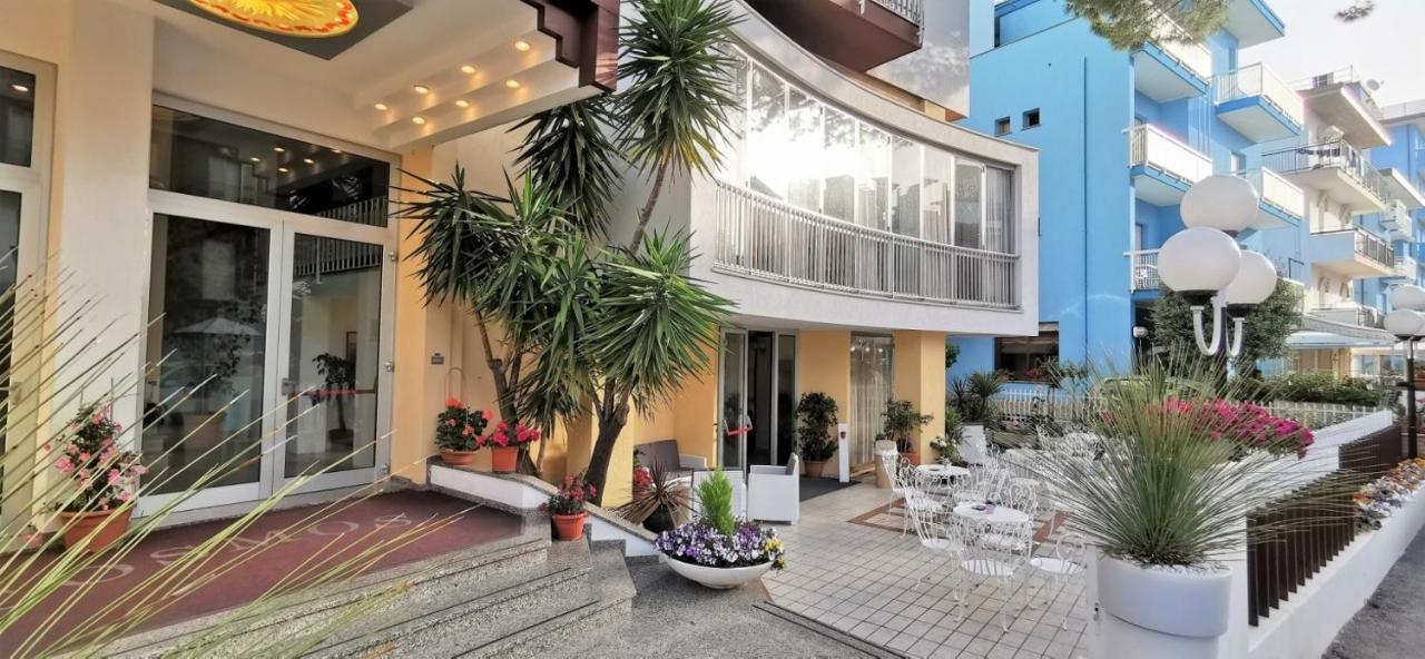 Hotel Cosmos ริมินี ภายนอก รูปภาพ